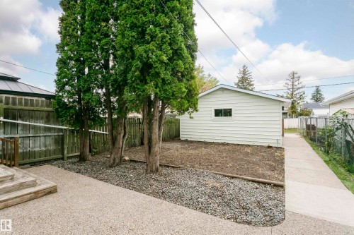 13407 82 Street Nw, Edmonton, AB 
