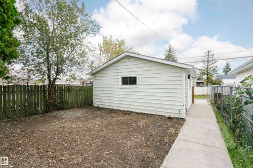 13407 82 Street Nw, Edmonton, AB 