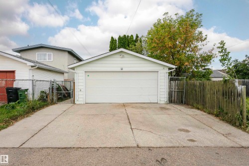 13407 82 Street Nw, Edmonton, AB 
