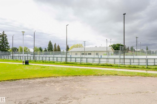 13407 82 Street Nw, Edmonton, AB 