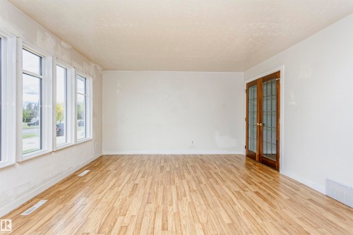 13407 82 Street Nw, Edmonton, AB 