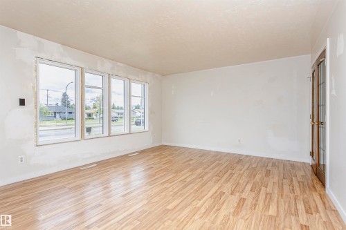 13407 82 Street Nw, Edmonton, AB 