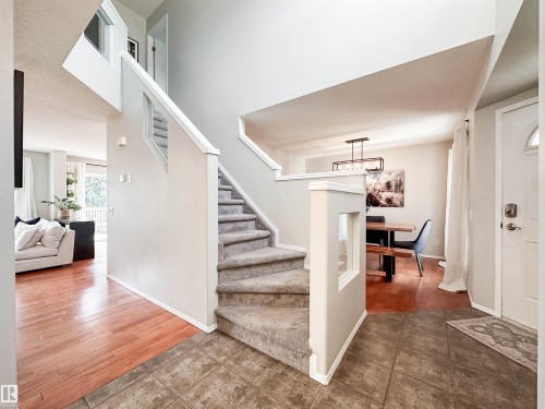 4 Orchid Place, St. Albert, AB 