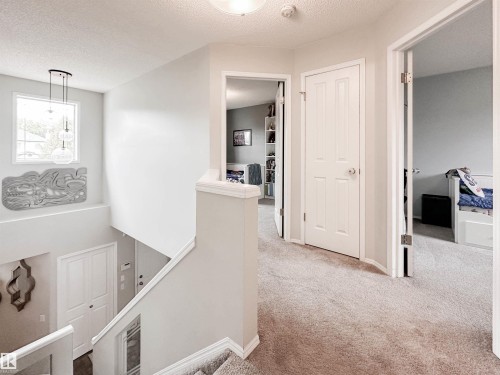 4 Orchid Place, St. Albert, AB 