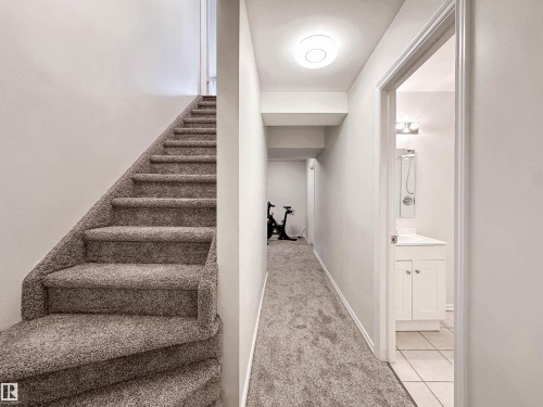 4 Orchid Place, St. Albert, AB 