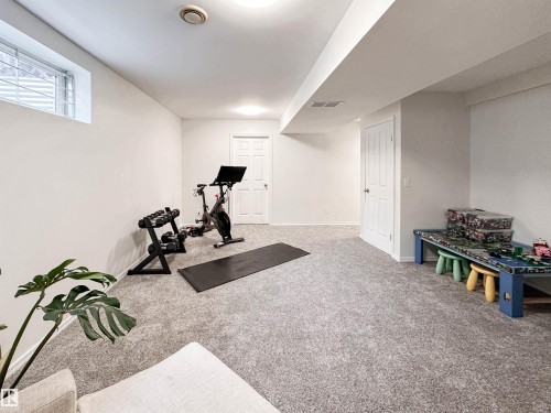 4 Orchid Place, St. Albert, AB 