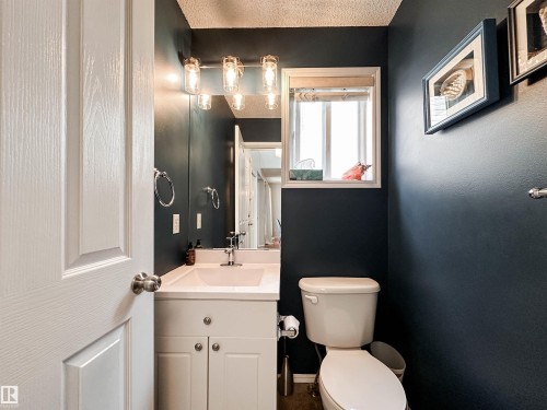 4 Orchid Place, St. Albert, AB 