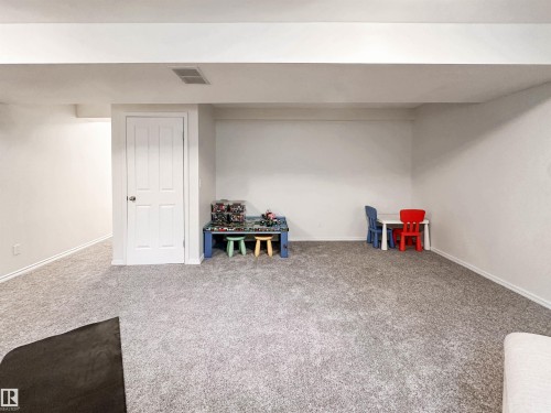 4 Orchid Place, St. Albert, AB 