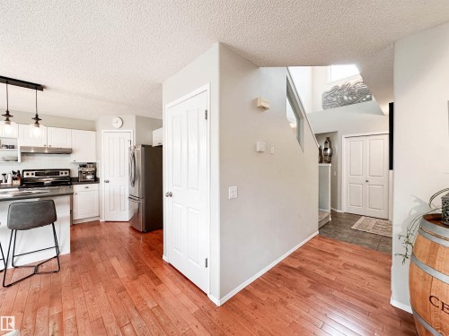4 Orchid Place, St. Albert, AB 