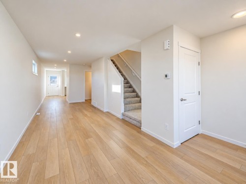 17212 4 Street Nw, Edmonton, AB 