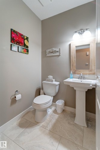 22015 97 Avenue Nw, Edmonton, AB 