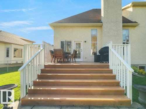 156 Phillips Row Nw, Edmonton, AB 