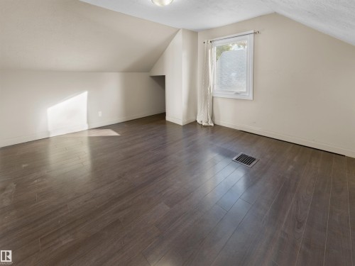 11142 71 Avenue Nw, Edmonton, AB 