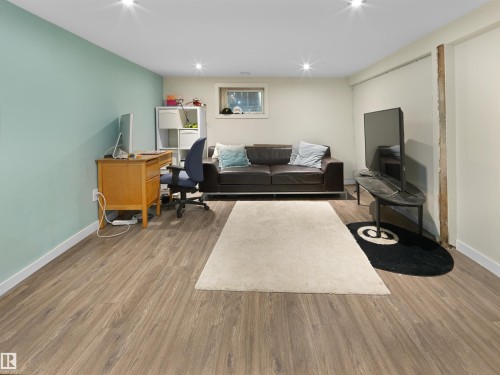 11142 71 Avenue Nw, Edmonton, AB 