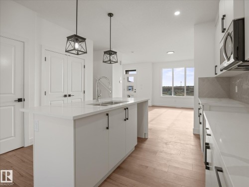 423 Bank Wynd, Leduc, AB 
