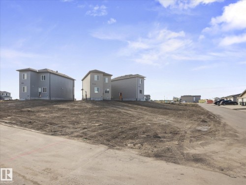 423 Bank Wynd, Leduc, AB 