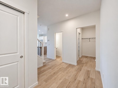 19511 30 Avenue Nw, Edmonton, AB 