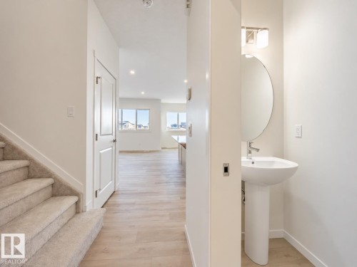 19511 30 Avenue Nw, Edmonton, AB 