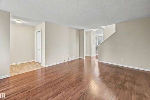 7062 Cardinal Way Sw, Edmonton, AB 
