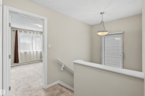 7062 Cardinal Way Sw, Edmonton, AB 
