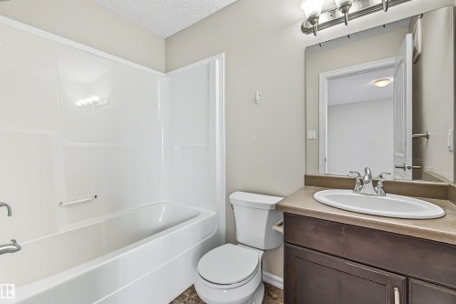 7062 Cardinal Way Sw, Edmonton, AB 