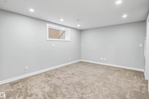 7062 Cardinal Way Sw, Edmonton, AB 