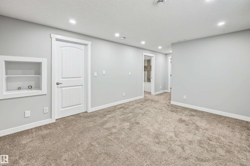 7062 Cardinal Way Sw, Edmonton, AB 