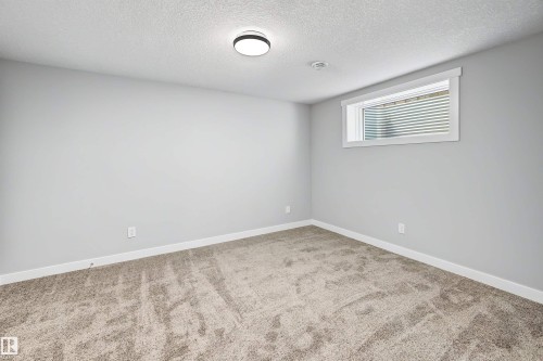 7062 Cardinal Way Sw, Edmonton, AB 