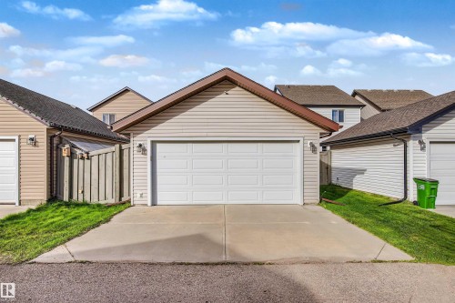 7062 Cardinal Way Sw, Edmonton, AB 