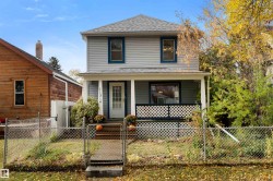 11514 93 Street NW  Edmonton, AB T5G 1C7