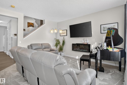 2835 Duke Crescent Sw, Edmonton, AB 