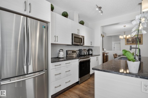 2835 Duke Crescent Sw, Edmonton, AB 