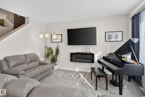 2835 Duke Crescent Sw, Edmonton, AB 