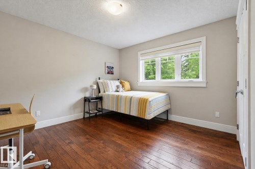 10615 135 Street Nw, Edmonton, AB 