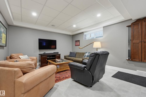10615 135 Street Nw, Edmonton, AB 