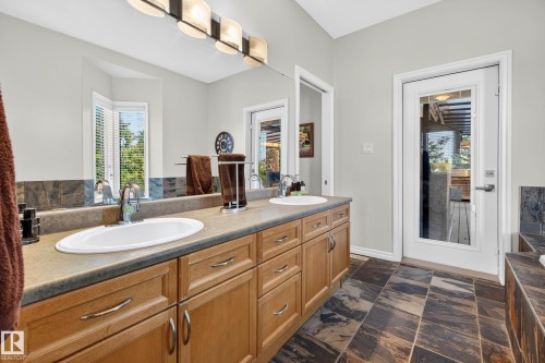 2445 Tegler Green Nw, Edmonton, AB 