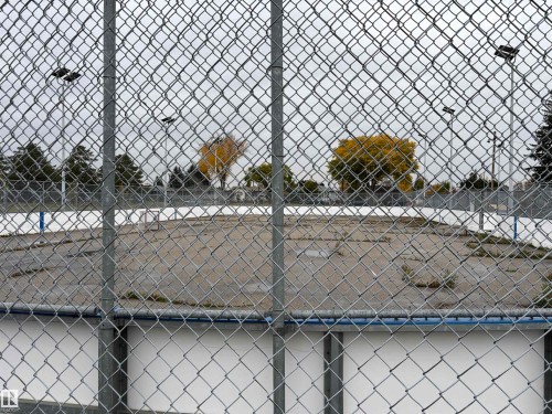 Additional content - 7623 130 Avenue Nw, Edmonton, AB 