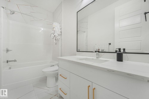 6608 51 Avenue, Beaumont, AB 