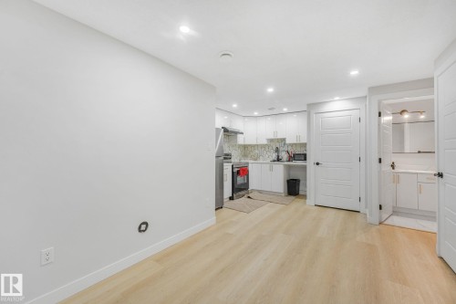 6608 51 Avenue, Beaumont, AB 