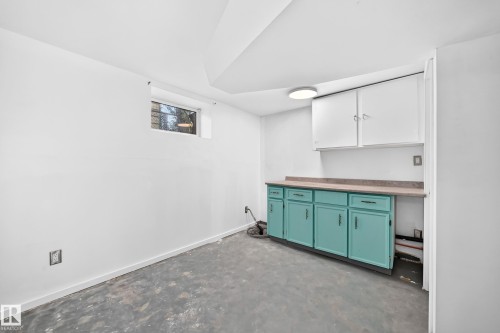 9605 157 Street Nw, Edmonton, AB 
