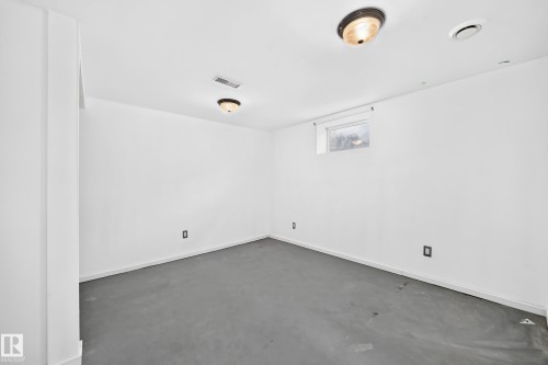 9605 157 Street Nw, Edmonton, AB 