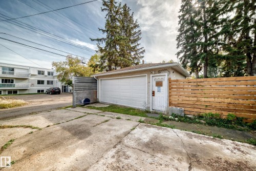 9605 157 Street Nw, Edmonton, AB 