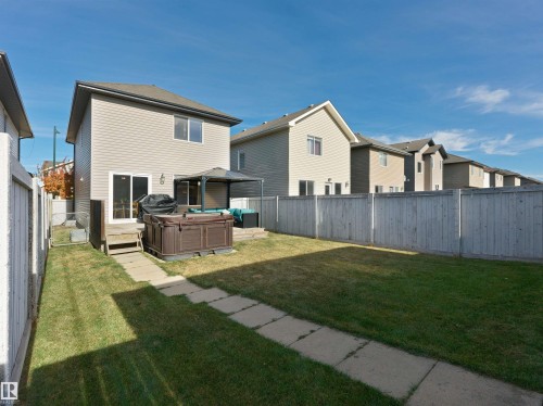 1175 36 Avenue Nw, Edmonton, AB 
