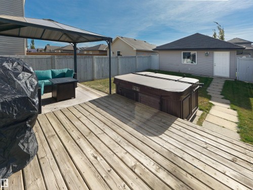 1175 36 Avenue Nw, Edmonton, AB 