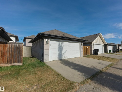1175 36 Avenue Nw, Edmonton, AB 