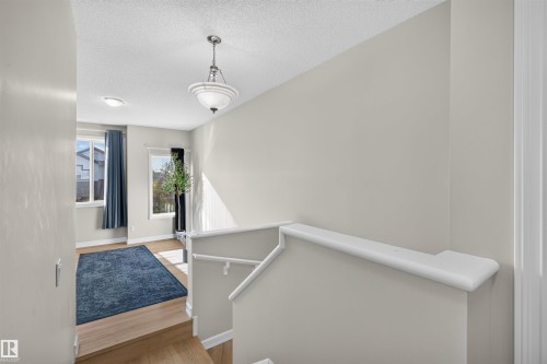 1304 Barnes Close Sw, Edmonton, AB 