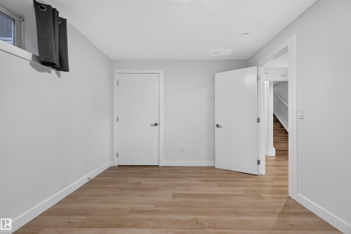 1304 Barnes Close Sw, Edmonton, AB 