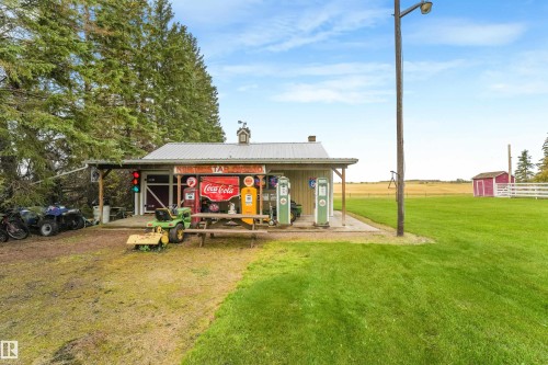 572004 Highway 857, Rural Two Hills County, AB 