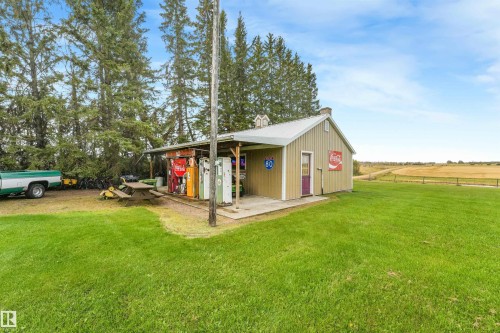 572004 Highway 857, Rural Two Hills County, AB 