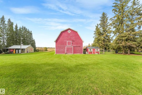 572004 Highway 857, Rural Two Hills County, AB 